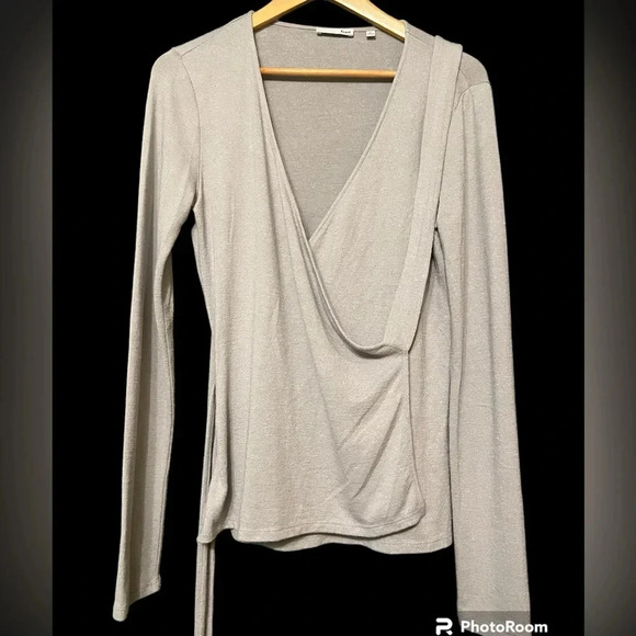 Aritzia- Wilfred Free, Gray sweater wrap - Picture 5 of 5